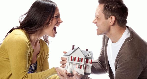 Как продать общий дом после развода